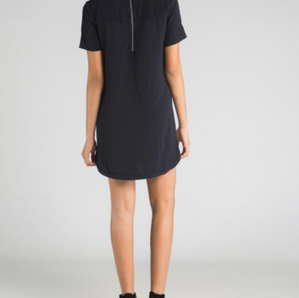 Finders Keepers T-Shirt Dress Rose Print Navy Size L (AU 10-12) NWT - Picture 5 of 12